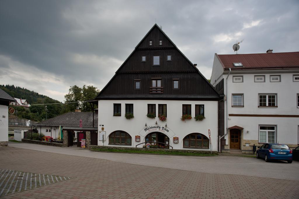 Hotel Penzion Mestansky Dum Svoboda nad Úpou Zewnętrze zdjęcie